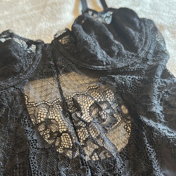 La vie en rose black lace teddy - Picture 4 of 9